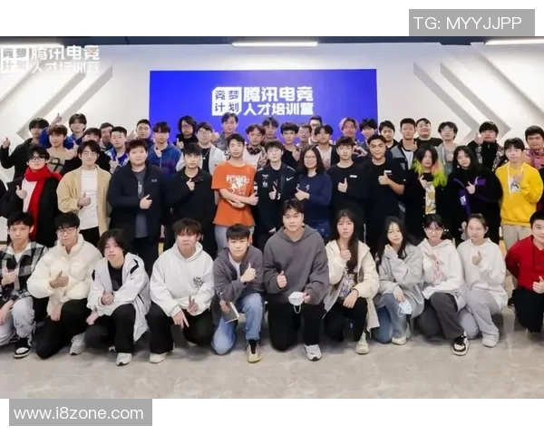 电竞选手利用休赛期提升学历多人攻读大学学位实现职业发展新目标